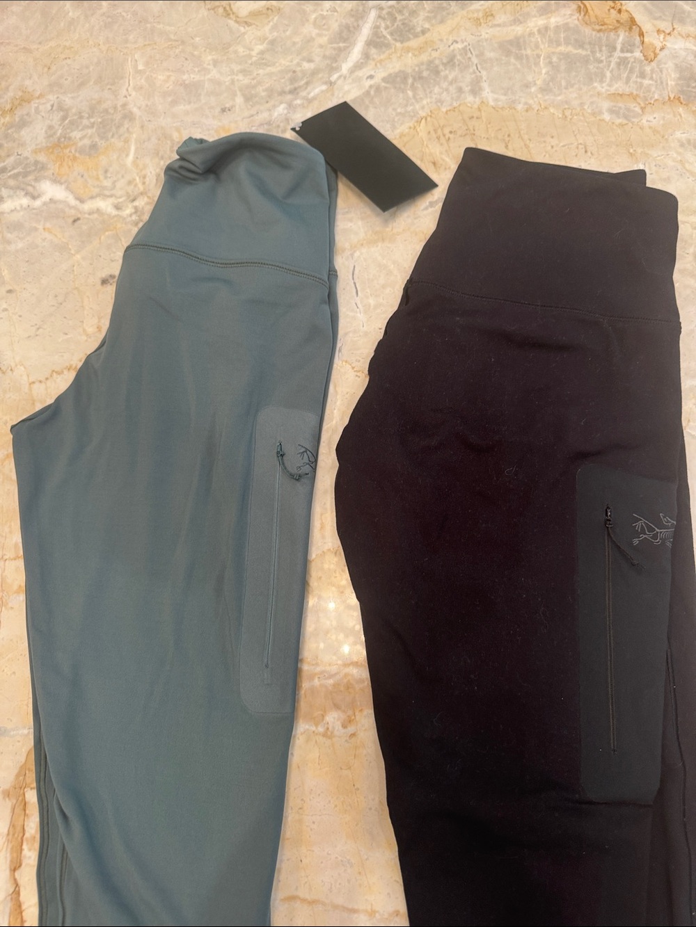 Arc'teryx Women’s Rho Leggings in Green and Black